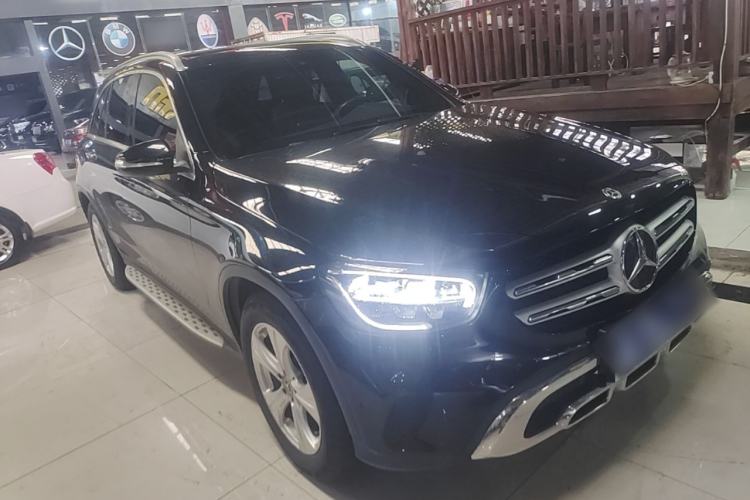 Used Mercedes-Benz GLC 2020 GLC 260 L 4MATIC Dynamic Model Front Right 45 Deg