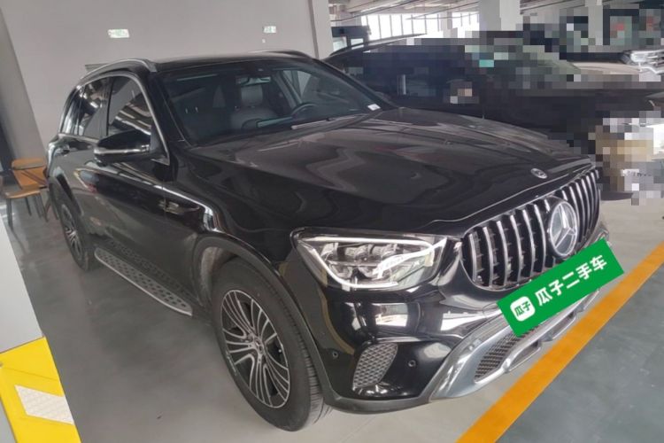 Used Mercedes-Benz GLC 2020 Facelifted GLC 260 L 4MATIC Dynamic Edition Front Right 45 Deg