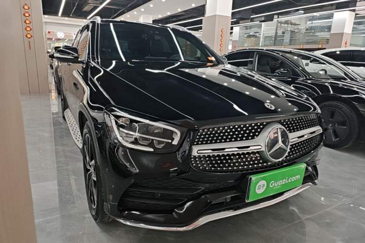Used Mercedes-Benz GLC 2020 GLC 300 L 4MATIC Dynamic Edition Front Right 45 Deg