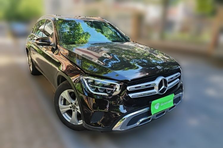 Used Mercedes-Benz GLC 2020 GLC 260 L 4MATIC Dynamic Model Front Right 45 Deg