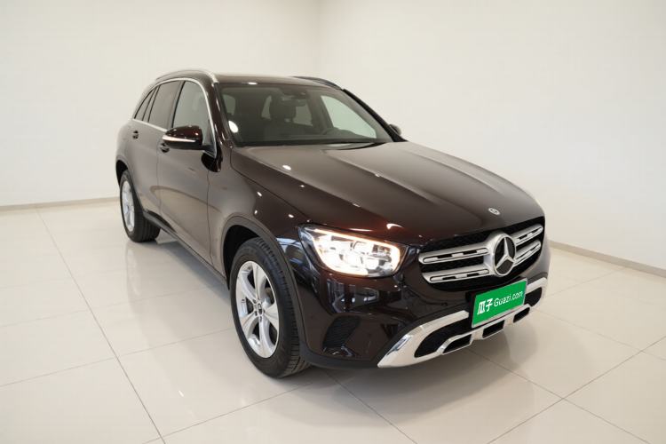 Used Mercedes-Benz GLC 2020 Facelifted GLC 260 L 4MATIC Dynamic Edition Front Right 45 Deg