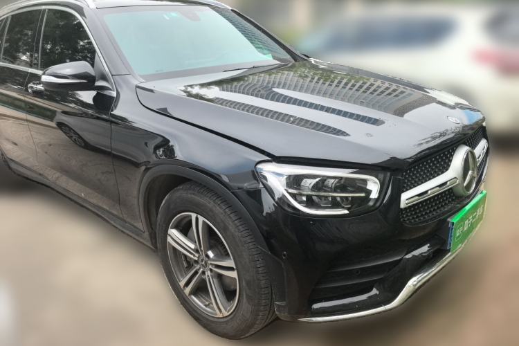 Used Mercedes-Benz GLC 2020 GLC 260 L 4MATIC Luxury Model Front Right 45 Deg