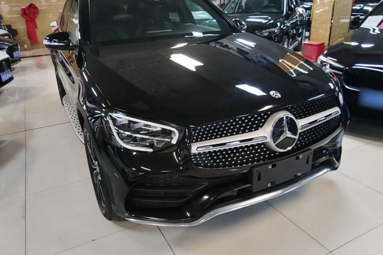 Used Mercedes-Benz GLC 2020 GLC 300 L 4MATIC Dynamic Edition Front Right 45 Deg