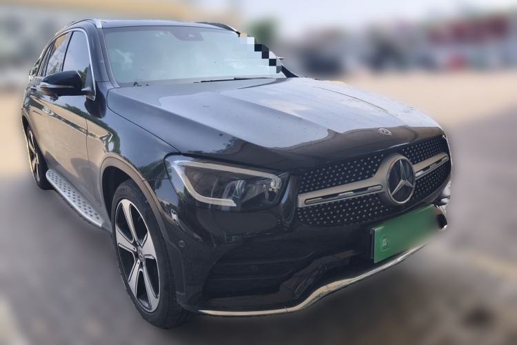 Used Mercedes-Benz GLC 2020 GLC 300 L 4MATIC Luxury Model Front Right 45 Deg