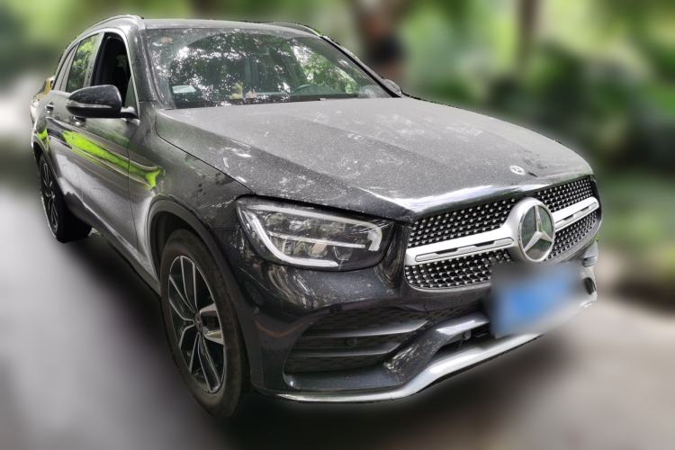 Used Mercedes-Benz GLC 2020 Facelift GLC 260 L 4MATIC Luxury Edition Front Right 45 Deg