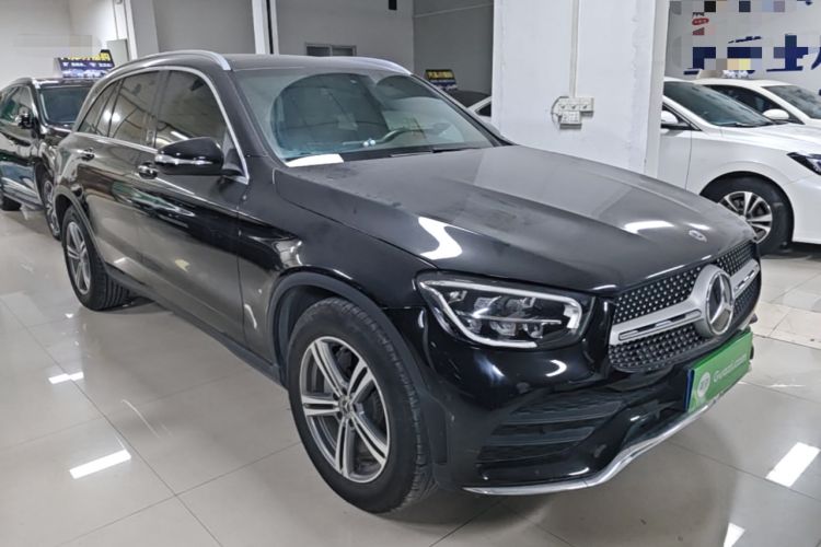 Used Mercedes-Benz GLC 2020 GLC 260 L 4MATIC Luxury Model Front Right 45 Deg