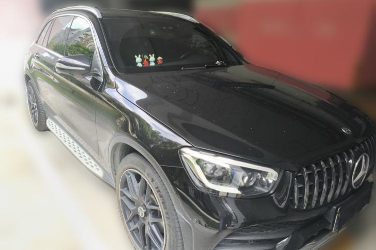 Used Mercedes-Benz GLC 2020 GLC 300 L 4MATIC Luxury Model Front Right 45 Deg