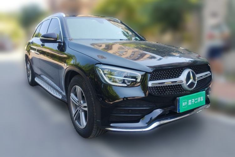 Used Mercedes-Benz GLC 2020 GLC 260 L 4MATIC Luxury Model Front Right 45 Deg