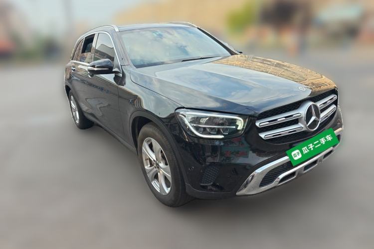Used Mercedes-Benz GLC 2020 Facelifted GLC 260 L 4MATIC Dynamic Edition Front Right 45 Deg