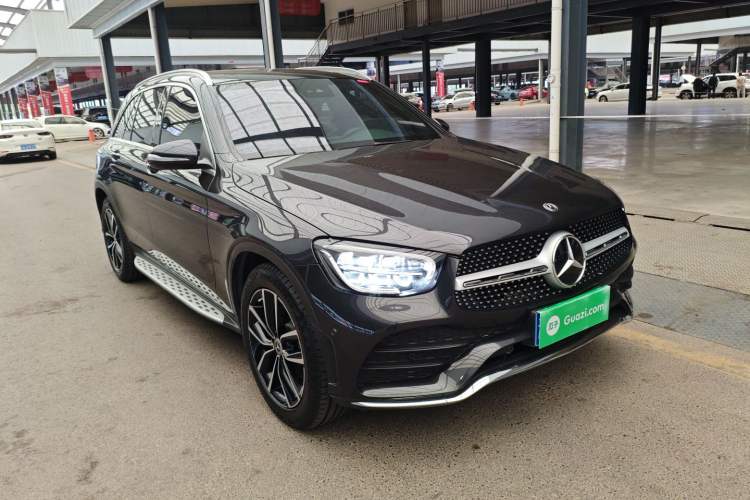 Used Mercedes-Benz GLC 2020 Facelift GLC 300 L 4MATIC Dynamic Edition Front Right 45 Deg