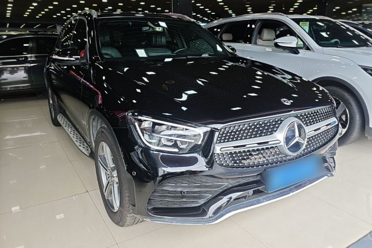 Used Mercedes-Benz GLC 2020 GLC 260 L 4MATIC Luxury Model Front Right 45 Deg