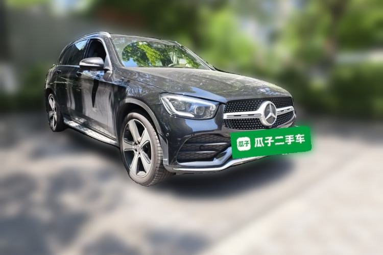 Used Mercedes-Benz GLC 2020 Facelifted GLC 300 L 4MATIC Luxury Edition Front Right 45 Deg