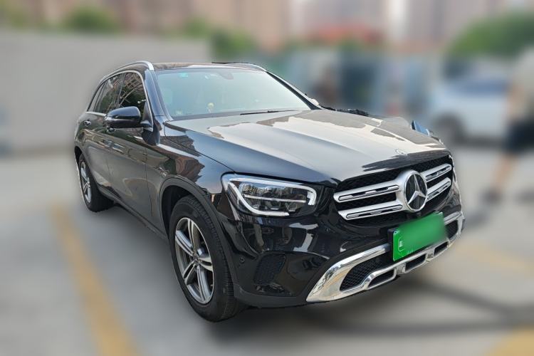 Used Mercedes-Benz GLC 2020 Facelifted GLC 260 L 4MATIC Dynamic Edition Front Right 45 Deg