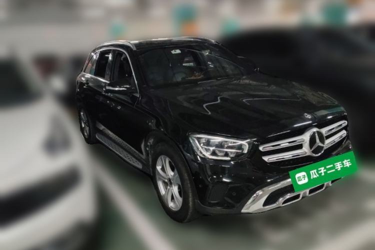 Used Mercedes-Benz GLC 2020 Facelifted GLC 260 L 4MATIC Dynamic Edition Front Right 45 Deg