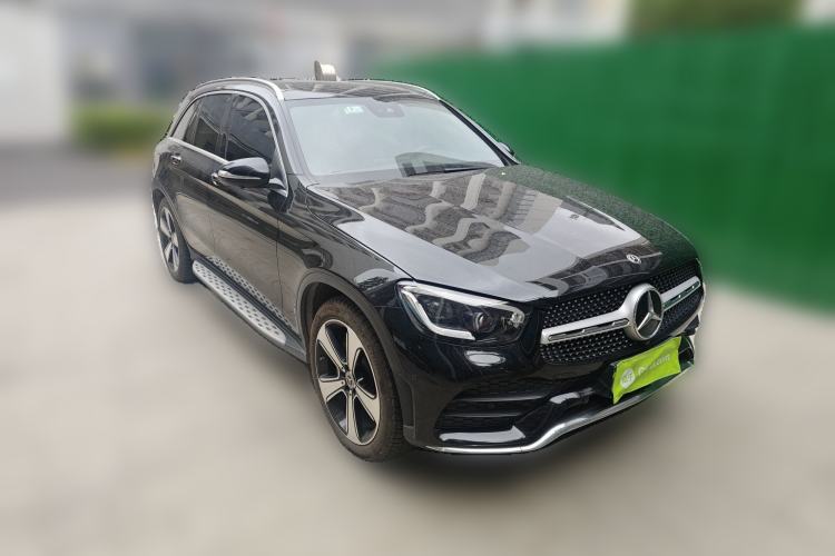 Used Mercedes-Benz GLC 2020 GLC 300 L 4MATIC Luxury Model Front Right 45 Deg