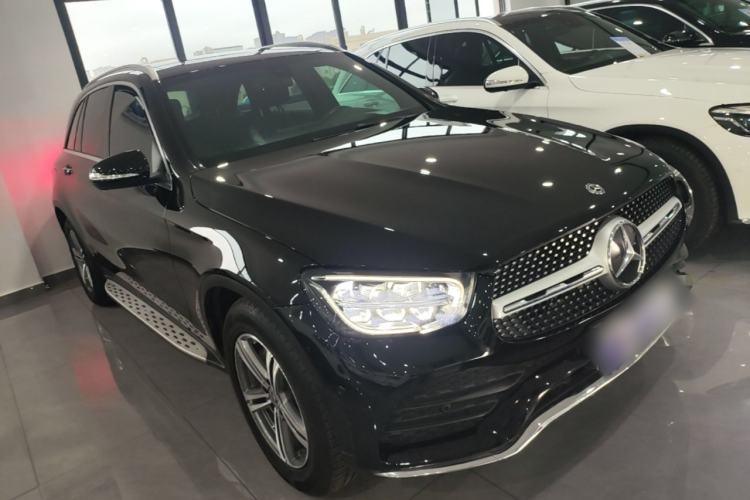 Used Mercedes-Benz GLC 2020 GLC 260 L 4MATIC Luxury Model Front Right 45 Deg