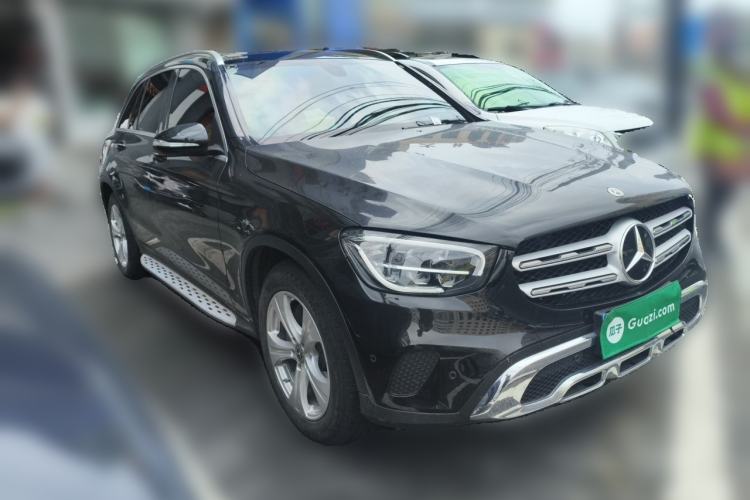 Used Mercedes-Benz GLC 2020 GLC 260 L 4MATIC Dynamic Model Front Right 45 Deg