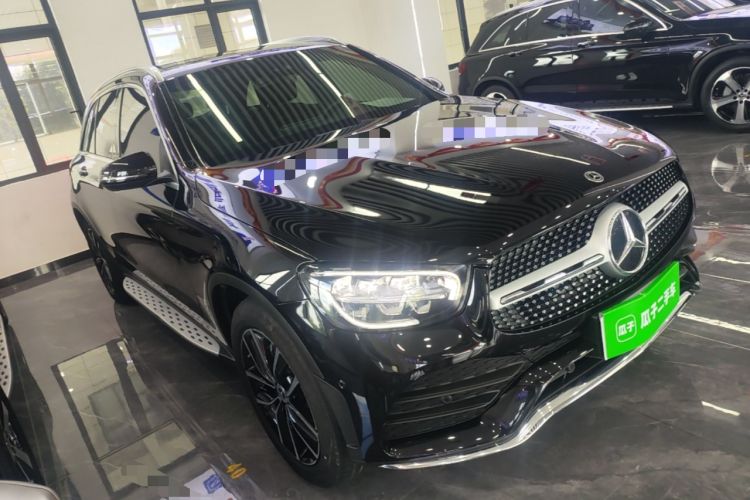 Used Mercedes-Benz GLC 2020 GLC 300 L 4MATIC Luxury Model Front Right 45 Deg