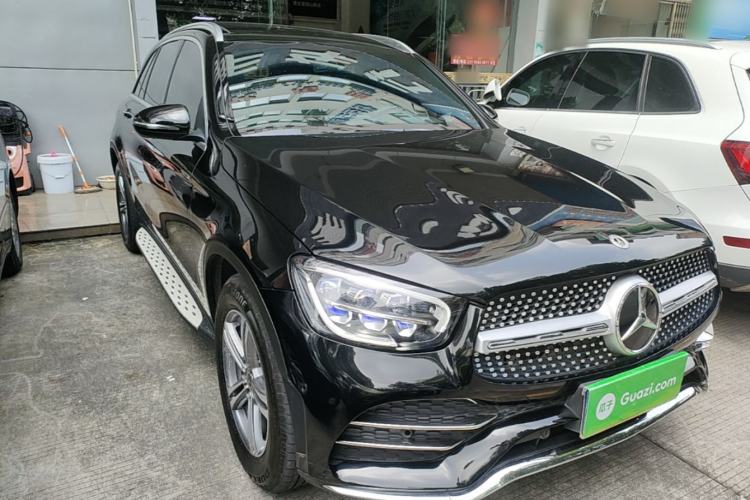 Used Mercedes-Benz GLC 2020 GLC 260 L 4MATIC Luxury Model Front Right 45 Deg