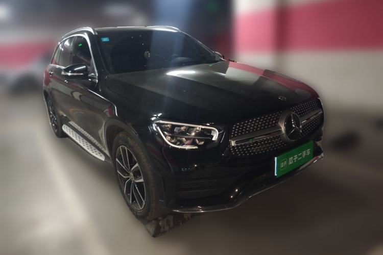 Used Mercedes-Benz GLC 2020 Facelift GLC 260 L 4MATIC Luxury Edition Front Right 45 Deg