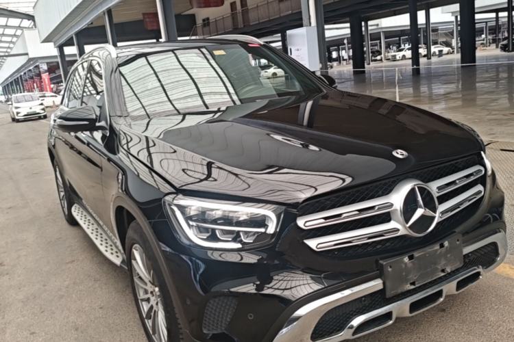 Used Mercedes-Benz GLC 2020 Facelifted GLC 260 L 4MATIC Dynamic Edition Front Right 45 Deg
