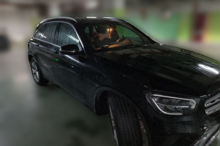 Used Mercedes-Benz GLC 2020 Facelifted GLC 260 L 4MATIC Dynamic Edition Front Right 45 Deg