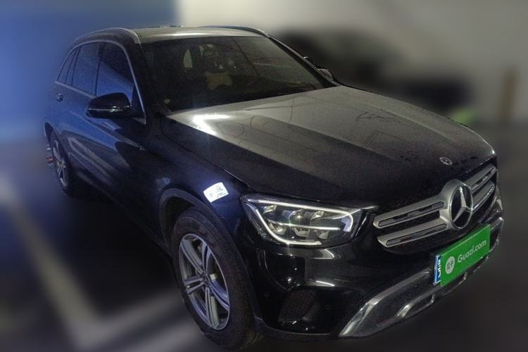 Used Mercedes-Benz GLC 2020 Facelifted GLC 260 L 4MATIC Dynamic Edition Front Right 45 Deg