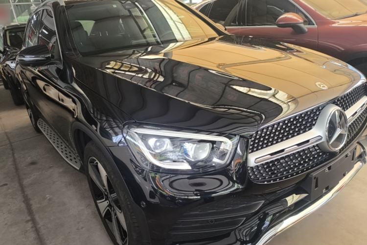 Used Mercedes-Benz GLC 2020 Facelifted GLC 300 L 4MATIC Luxury Edition Front Right 45 Deg