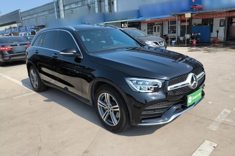 Used Mercedes-Benz GLC 2020 GLC 260 L 4MATIC Luxury Model Front Right 45 Deg