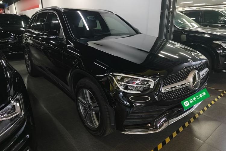 Used Mercedes-Benz GLC 2020 Facelifted GLC 260 L 4MATIC Dynamic Edition Front Right 45 Deg
