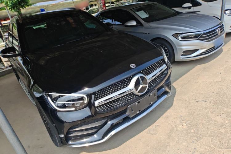 Used Mercedes-Benz GLC 2020 Facelift GLC 300 L 4MATIC Dynamic Edition Front Right 45 Deg