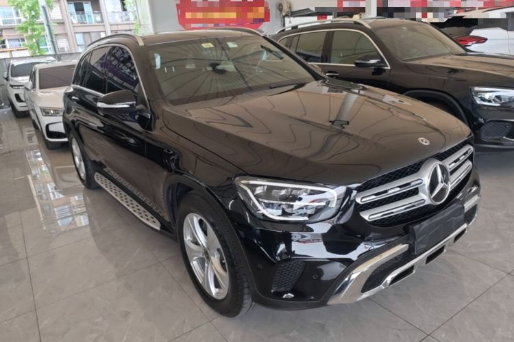 Used Mercedes-Benz GLC 2020 Facelifted GLC 260 L 4MATIC Dynamic Edition Front Right 45 Deg