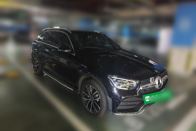 Used Mercedes-Benz GLC 2020 GLC 260 L 4MATIC Luxury Model Front Right 45 Deg