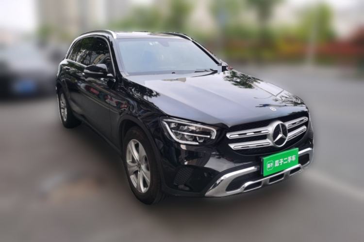 Used Mercedes-Benz GLC 2020 Facelifted GLC 260 L 4MATIC Dynamic Edition Front Right 45 Deg