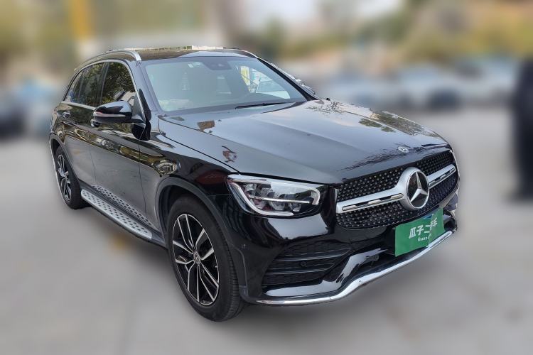 Used Mercedes-Benz GLC 2020 Facelift GLC 300 L 4MATIC Dynamic Edition Front Right 45 Deg