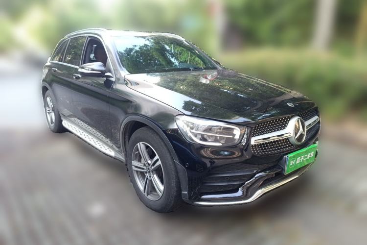 Used Mercedes-Benz GLC 2020 GLC 260 L 4MATIC Luxury Model Front Right 45 Deg