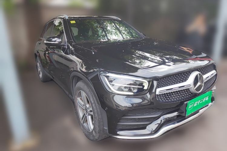 Used Mercedes-Benz GLC 2020 GLC 260 L 4MATIC Luxury Model Front Right 45 Deg