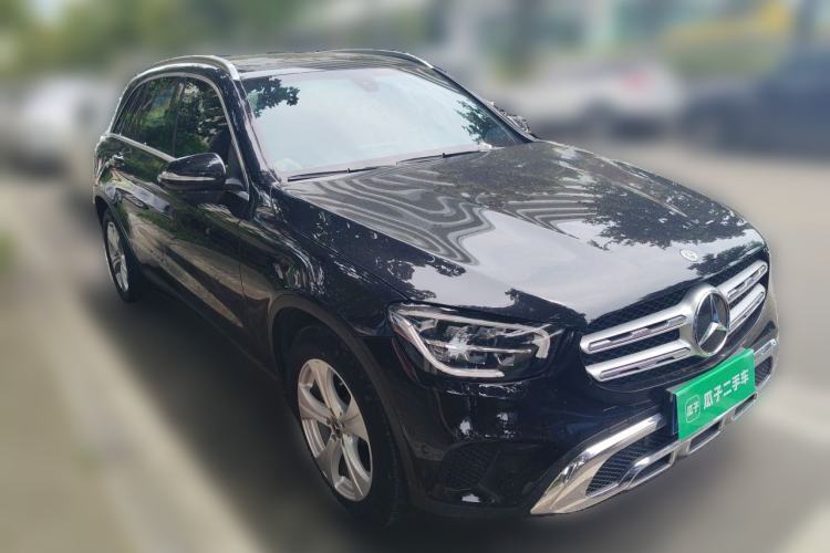 Used Mercedes-Benz GLC 2020 Facelifted GLC 260 L 4MATIC Dynamic Edition Front Right 45 Deg