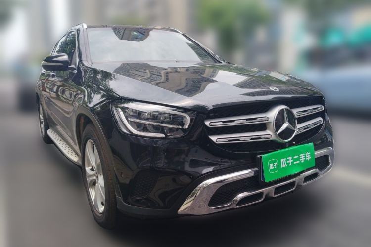 Used Mercedes-Benz GLC 2020 Facelifted GLC 260 L 4MATIC Dynamic Edition Front Right 45 Deg