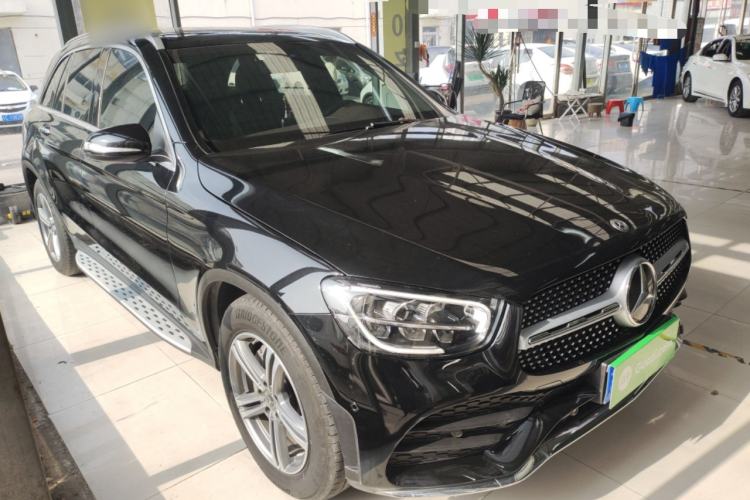 Used Mercedes-Benz GLC 2020 GLC 260 L 4MATIC Luxury Model Front Right 45 Deg