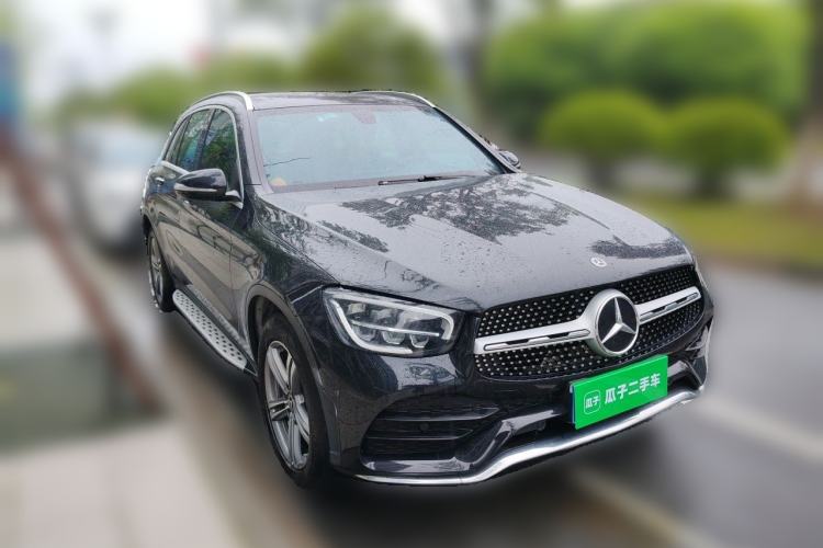 Used Mercedes-Benz GLC 2020 GLC 260 L 4MATIC Luxury Model Front Right 45 Deg