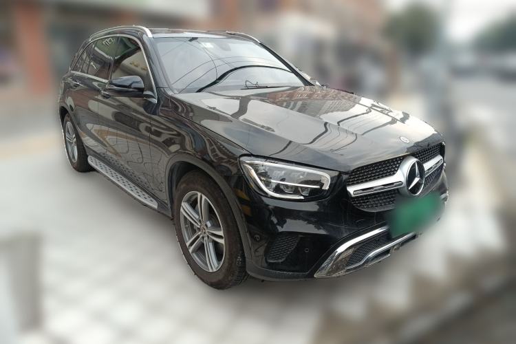 Used Mercedes-Benz GLC 2020 Facelifted GLC 260 L 4MATIC Dynamic Edition Front Right 45 Deg