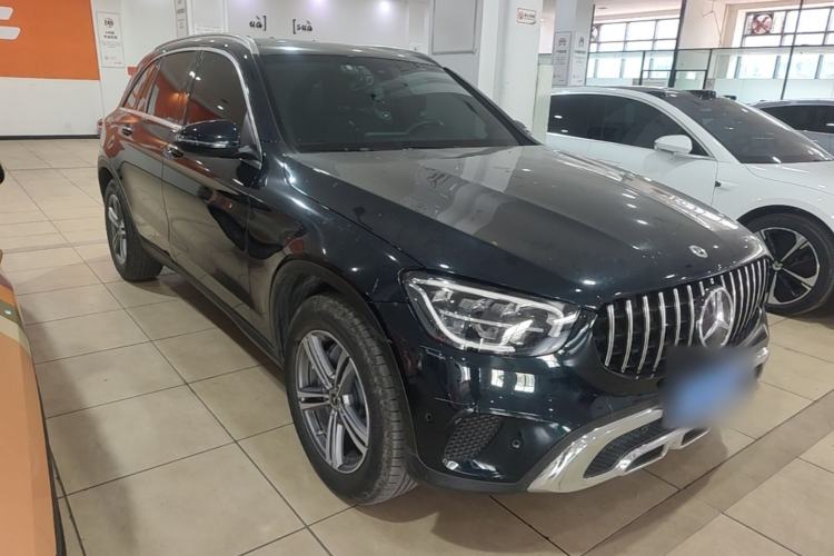 Used Mercedes-Benz GLC 2020 Facelifted GLC 260 L 4MATIC Dynamic Edition Front Right 45 Deg