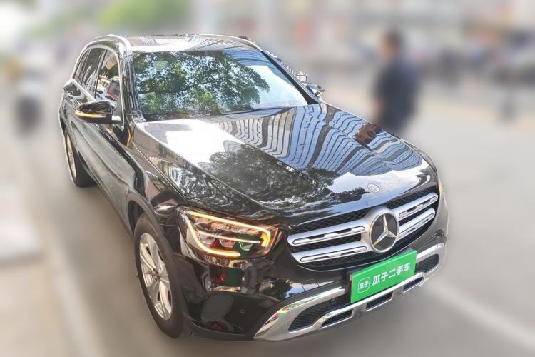 Used Mercedes-Benz GLC 2020 Facelifted GLC 260 L 4MATIC Dynamic Edition Front Right 45 Deg