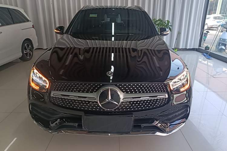 Used Mercedes-Benz GLC 2020 Facelift GLC 300 L 4MATIC Dynamic Edition Front