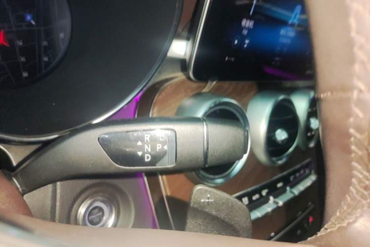 Used Mercedes-Benz GLC 2020 GLC 260 L 4MATIC Luxury Model Gear Lever