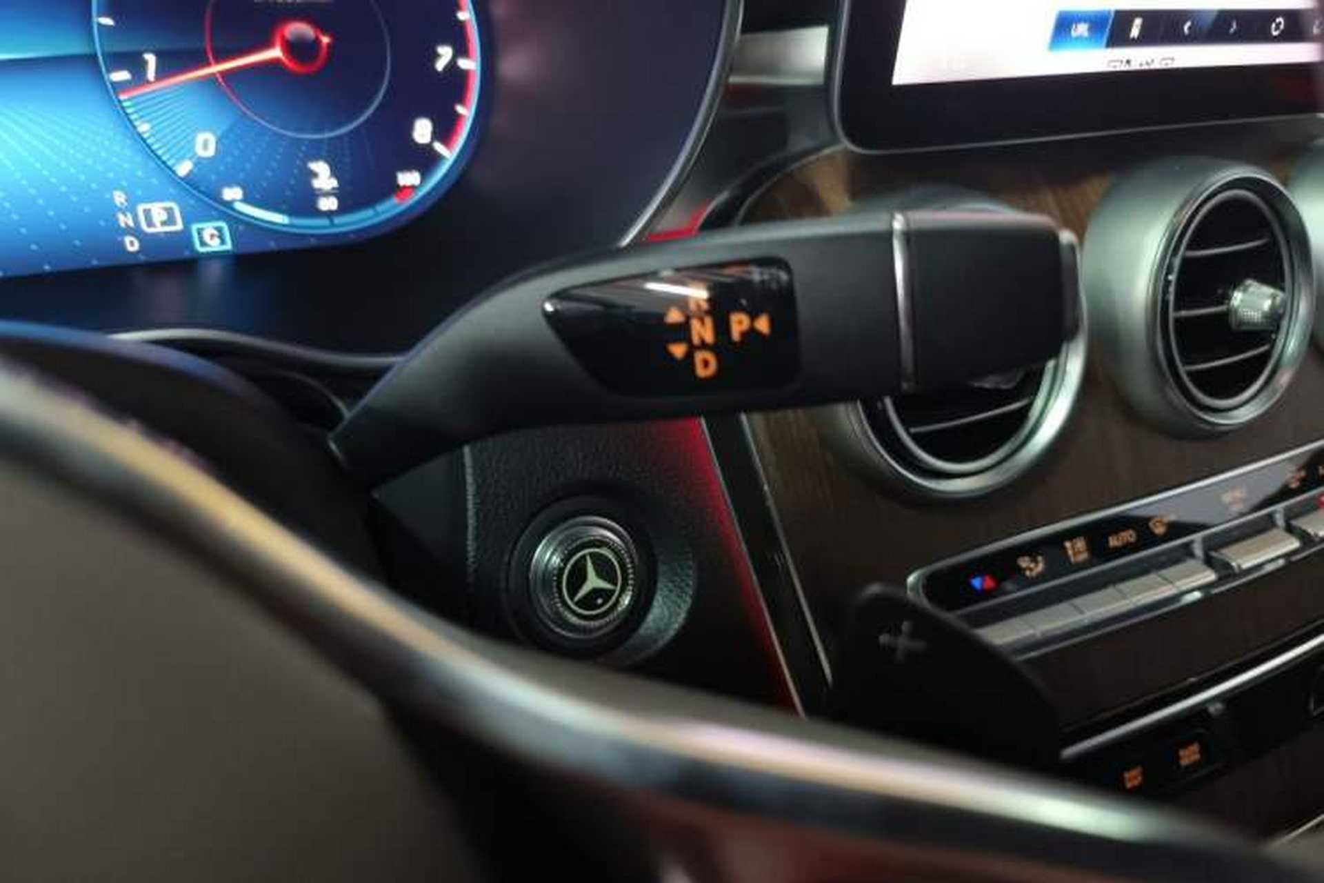 Used Mercedes-Benz GLC 2020 GLC 300 L 4MATIC Luxury Model Gear Lever