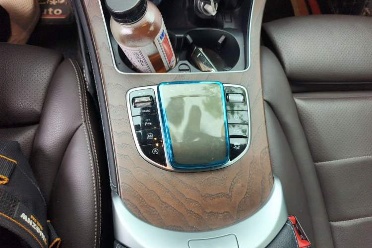 Used Mercedes-Benz GLC 2020 Facelift GLC 300 L 4MATIC Dynamic Edition Gear Lever