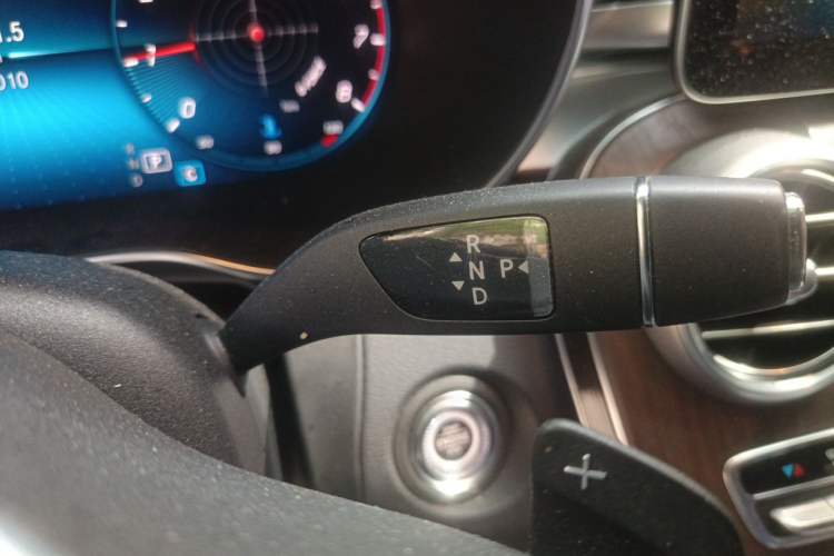 Used Mercedes-Benz GLC 2020 GLC 260 L 4MATIC Luxury Model Gear Lever
