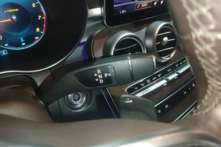 Used Mercedes-Benz GLC 2020 GLC 260 L 4MATIC Luxury Model Gear Lever